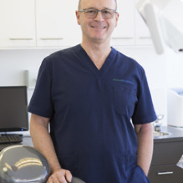 Dr Robert Harper Photo