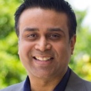Dr Sam Aravinth Photo